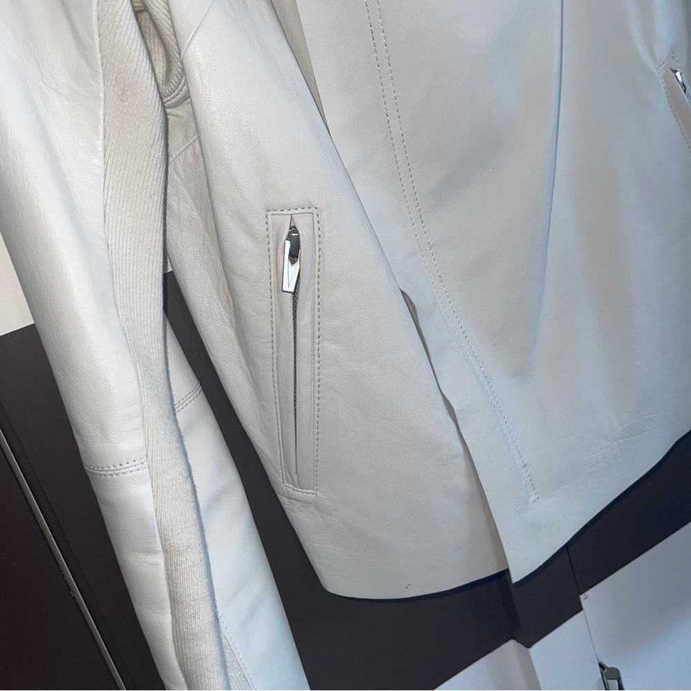 VEDA White & Black Flap Leather Jacket Size Medium - Picture 6 of 15